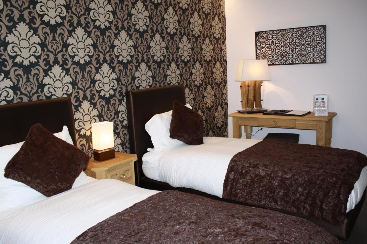 Hotel De La Gare Monthey Zewnętrze zdjęcie