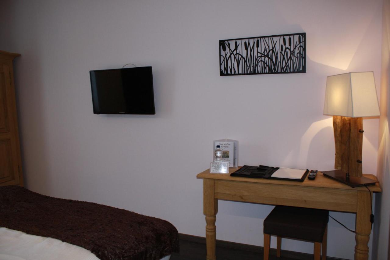 Hotel De La Gare Monthey Zewnętrze zdjęcie