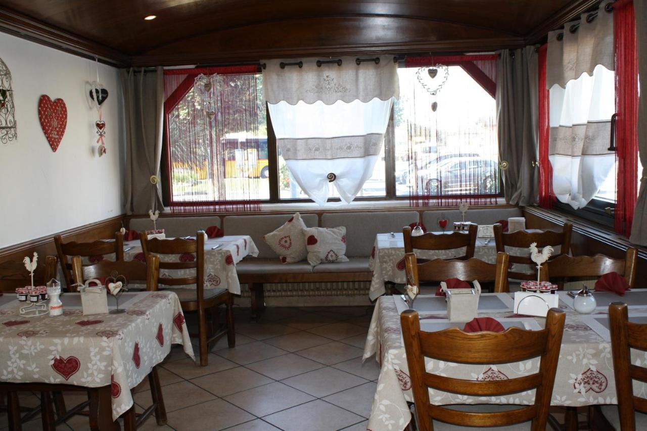 Hotel De La Gare Monthey Zewnętrze zdjęcie