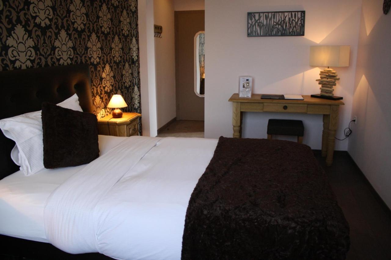 Hotel De La Gare Monthey Zewnętrze zdjęcie